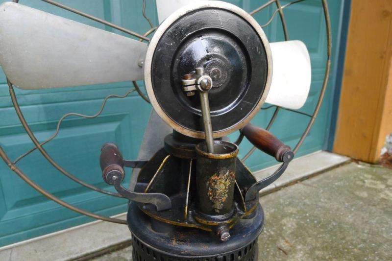 Jost fan, original decal detail