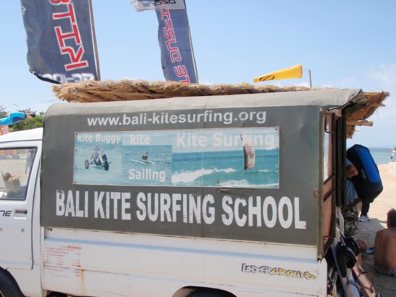 41.6 Janke's Kitesurfing School, Merta Sari