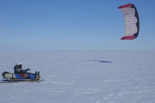 33.2, Ben Deacon, Kitesled in Greenland 2005