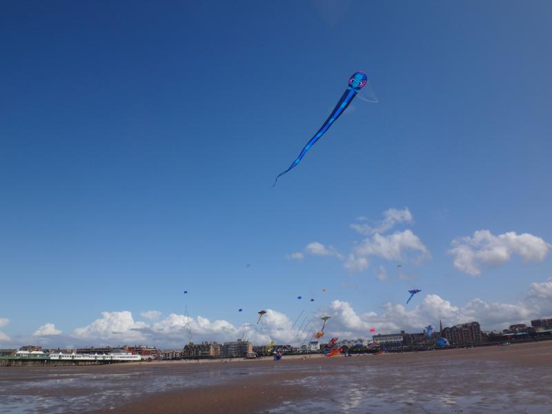 58.3 60m Al Farsi Serpent, St Annes 1