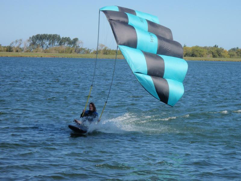 40.2 Kite on a stick monohull 2010, Pete