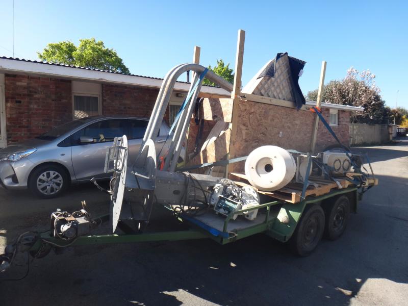 Infinia solar Stirling mirror arriving in New Zealand from the USA, 2023