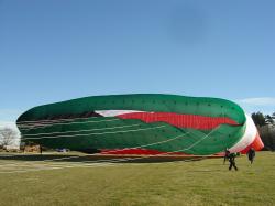 <p>Kuwait flag, first launch, 21 July '04</p>