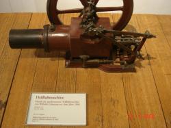 <p>Small Lehman Stirling engine in Deutches museum</p>