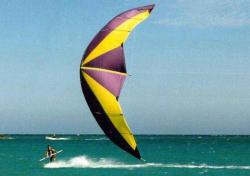 <p>22.2 Corey Roesaler's kite ski system 1992</p>