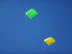 <p>6m Pilot Kites Nelson '14</p>