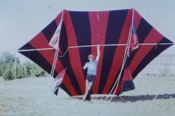 <p>11. Flare kite, Peter, 1980s</p>