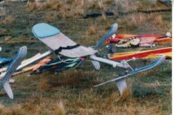 <p>Peter Lynn kite buggy, first, before wheels were fitted, 1989.</p>